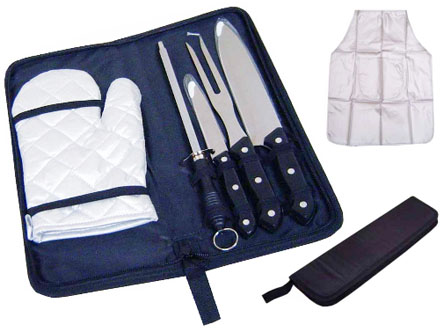 Kit churrasco promocional Contm 6 peas: Avental prata, luva prata, 2 facas, um garfo e um amolador faca