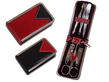 Kit Manicure personalizado em couro ecol�gico Cont�m 6 pe�as