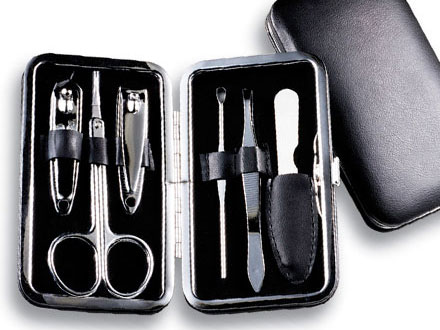Kit Manicure personalizado em couro ecol�gico Cont�m 6 pe�as