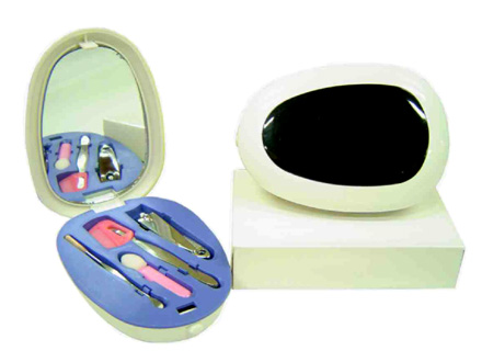 Kit Manicure personalizado em diversas cores Cont�m 4 pe�as e espelho